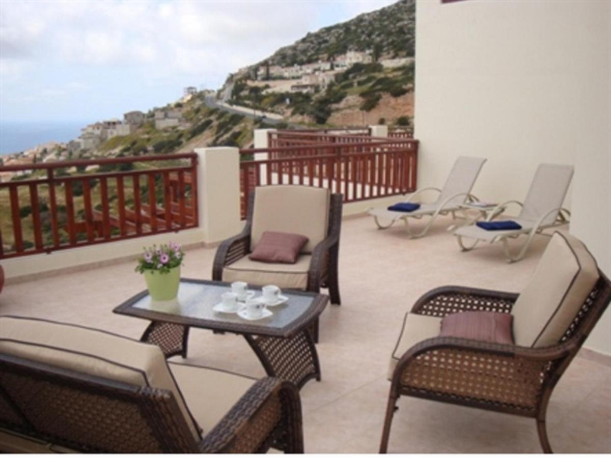 First Floor 2 Bedroom Apartment, Large Balcony, Amazing Sea Views, Communal Pool 佩亚 外观 照片